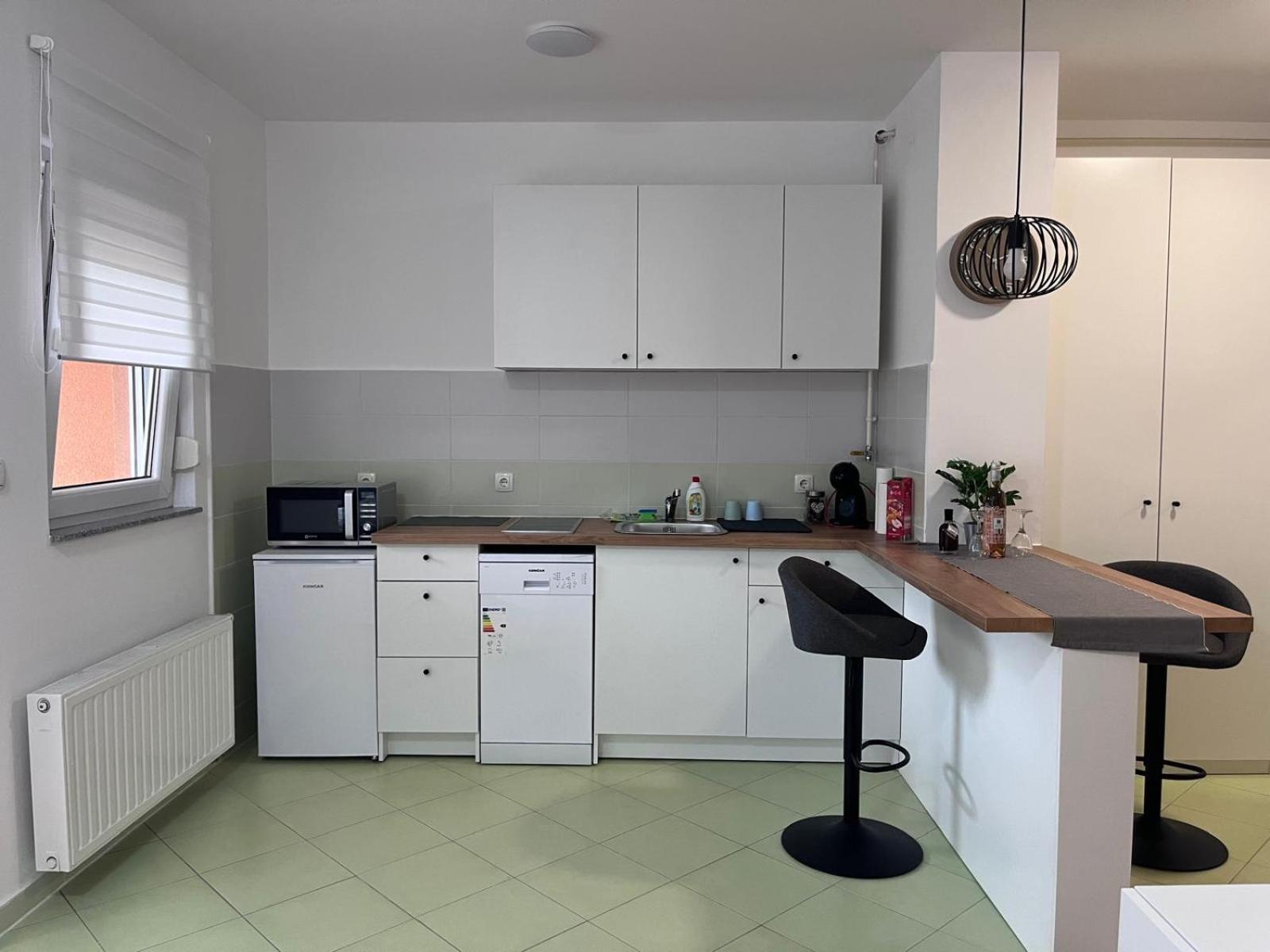 Studio Apartman - Sweet&Little Vrbovec エクステリア 写真